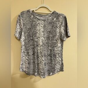 Snakeskin pattern t-shirt​​​​​​